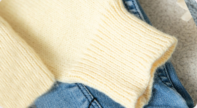 "Women's yellow knitted Sweater Cardigan Coat  "