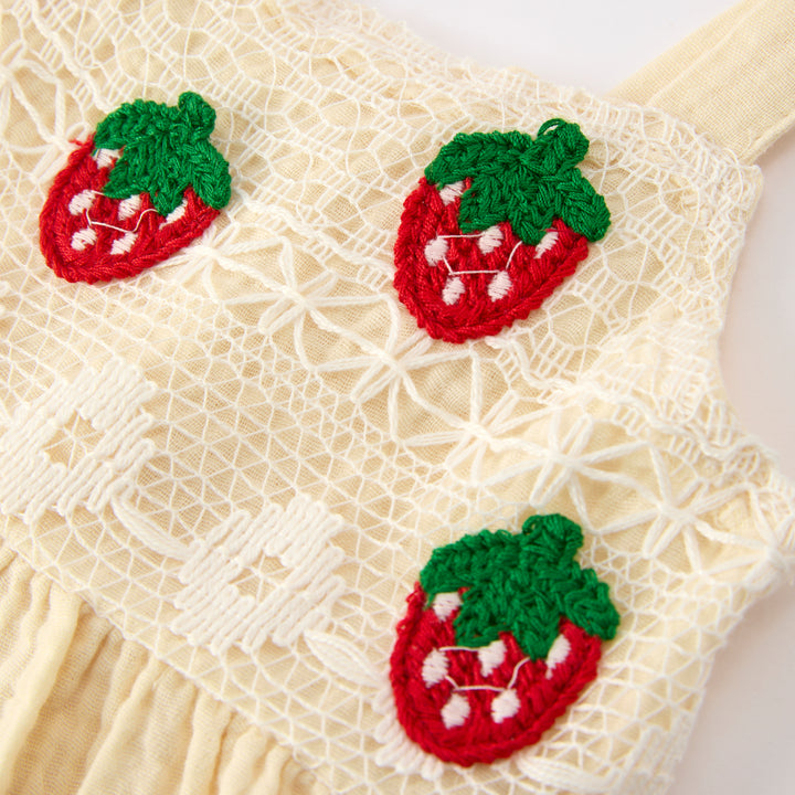 Girls' Strawberry embroidery Camisole Top&Pants 2pcs set