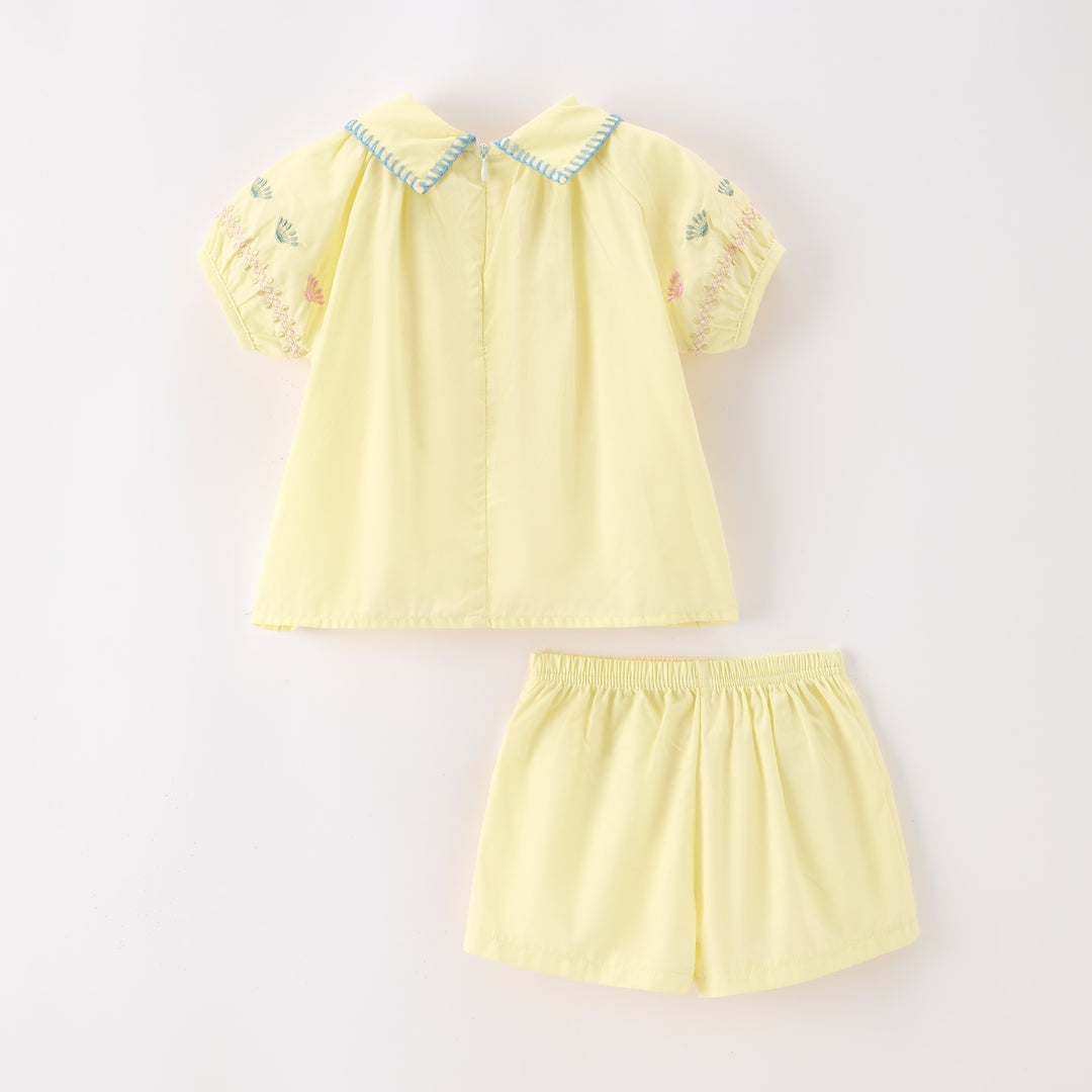 Baby Floral embroidered collared top&shorts 2pcs set
