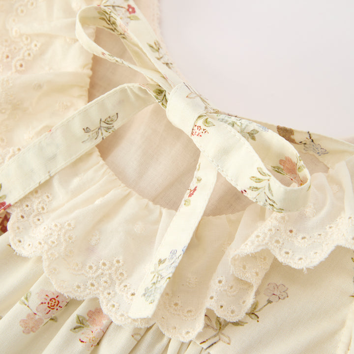 Baby girls floral print cotton smocked dress with lace collar