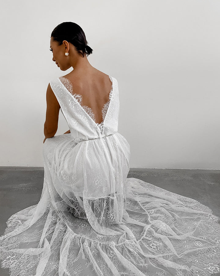 Embroidery Lace Plunge Maxi Dress