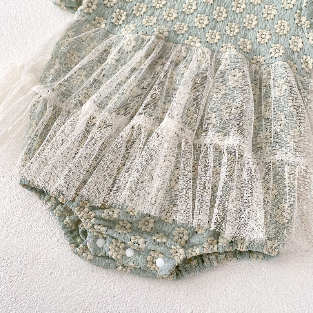 Baby Flower jacquard romper with lace mesh