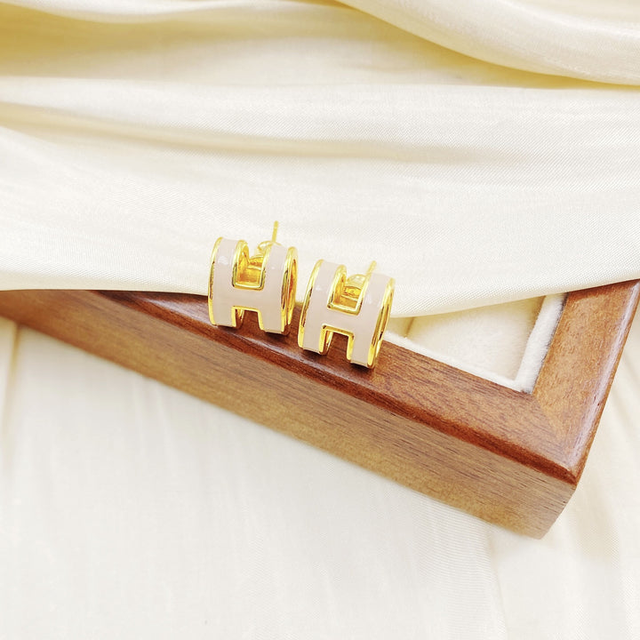 Luxury Letter H stud earrings
