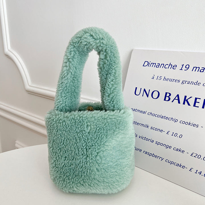 Furry bucket bag mini plush handbag