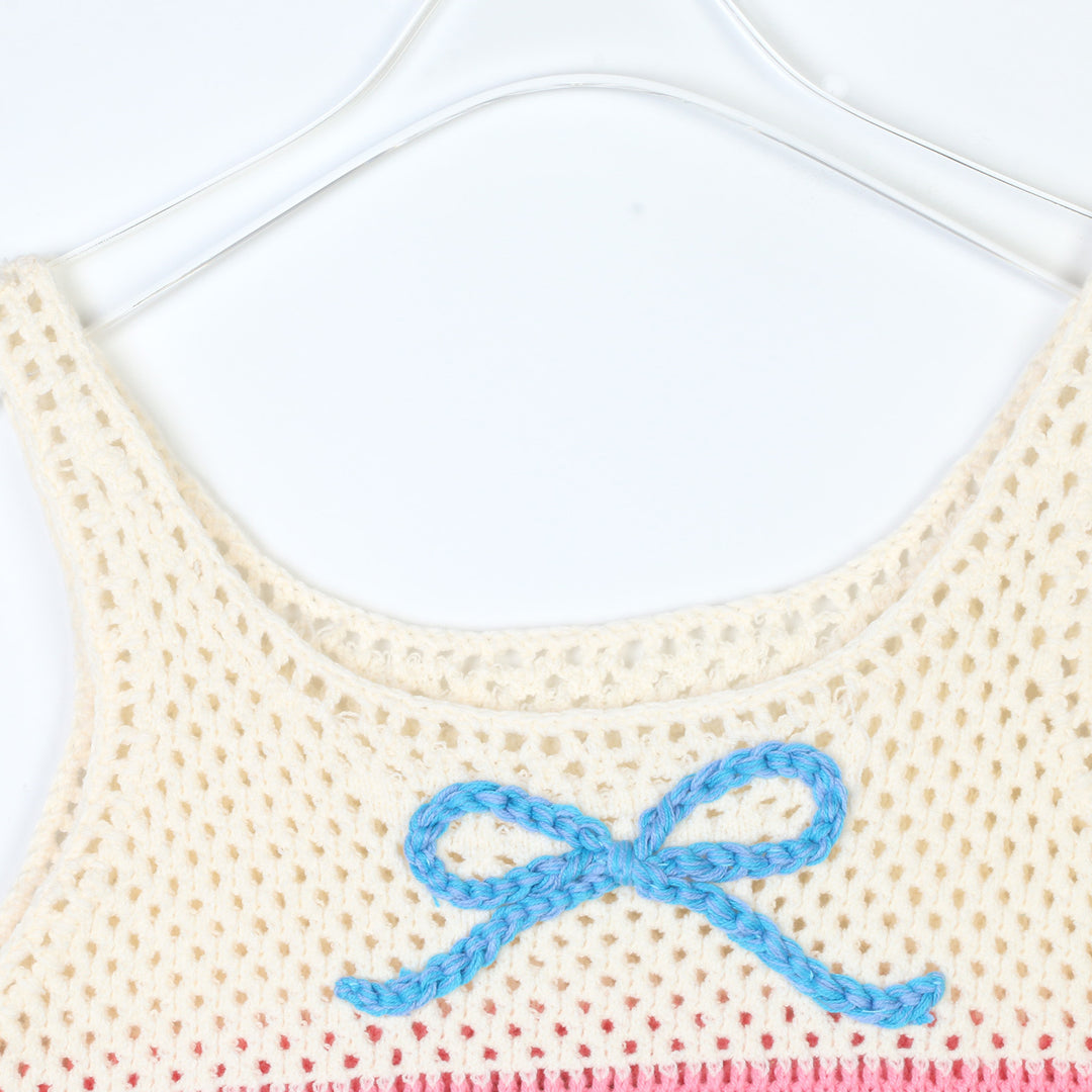 Hand-crocheted knitted Bow contrast color vest