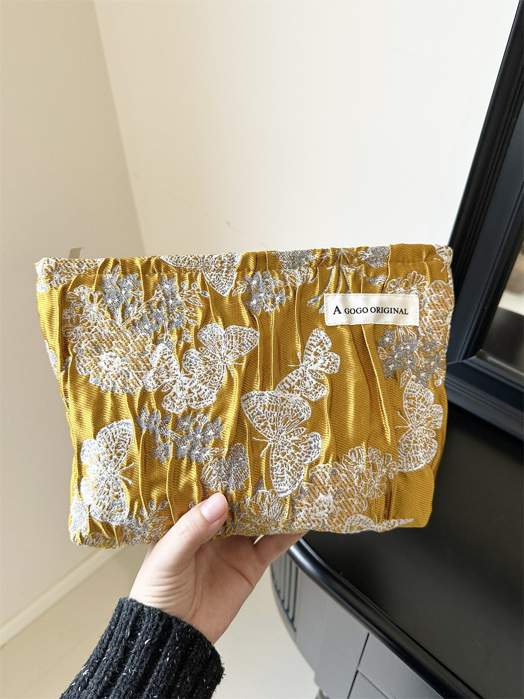 Butterfly Textured cosmetic bag portable travel toiletry bag
