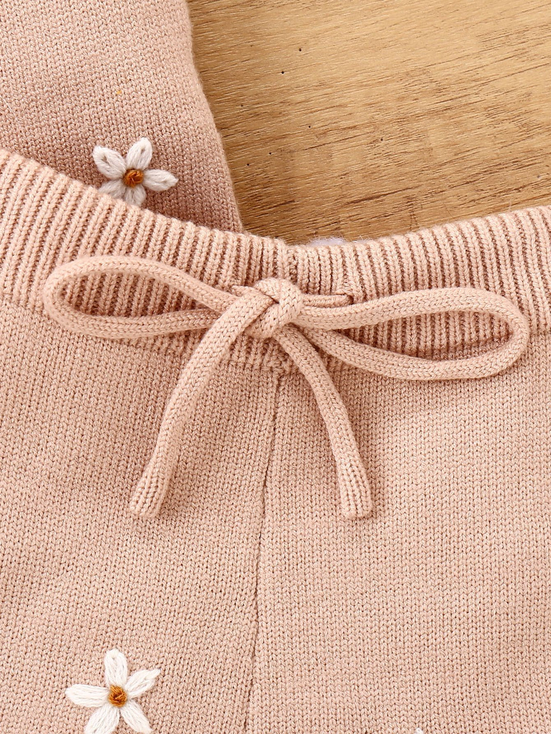 Baby girls sweet floral embroidered knitted top&shorts set