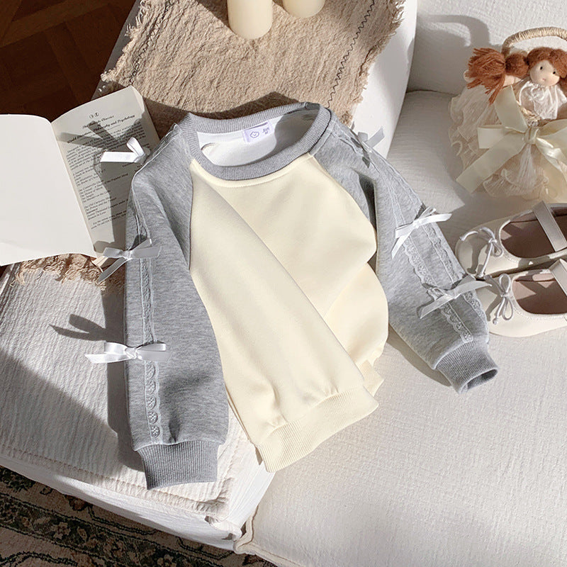 Girls bow deco raglan sweatshirt long-sleeved top
