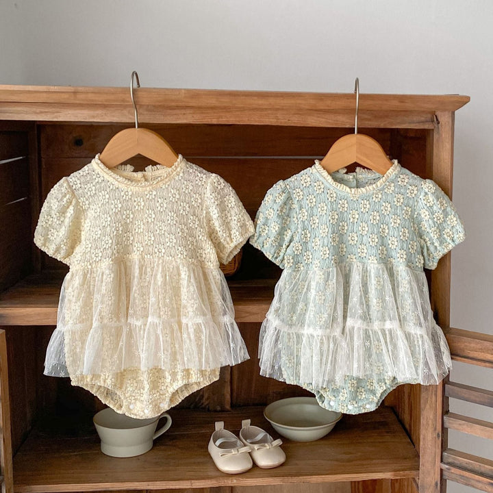 Baby Flower jacquard romper with lace mesh