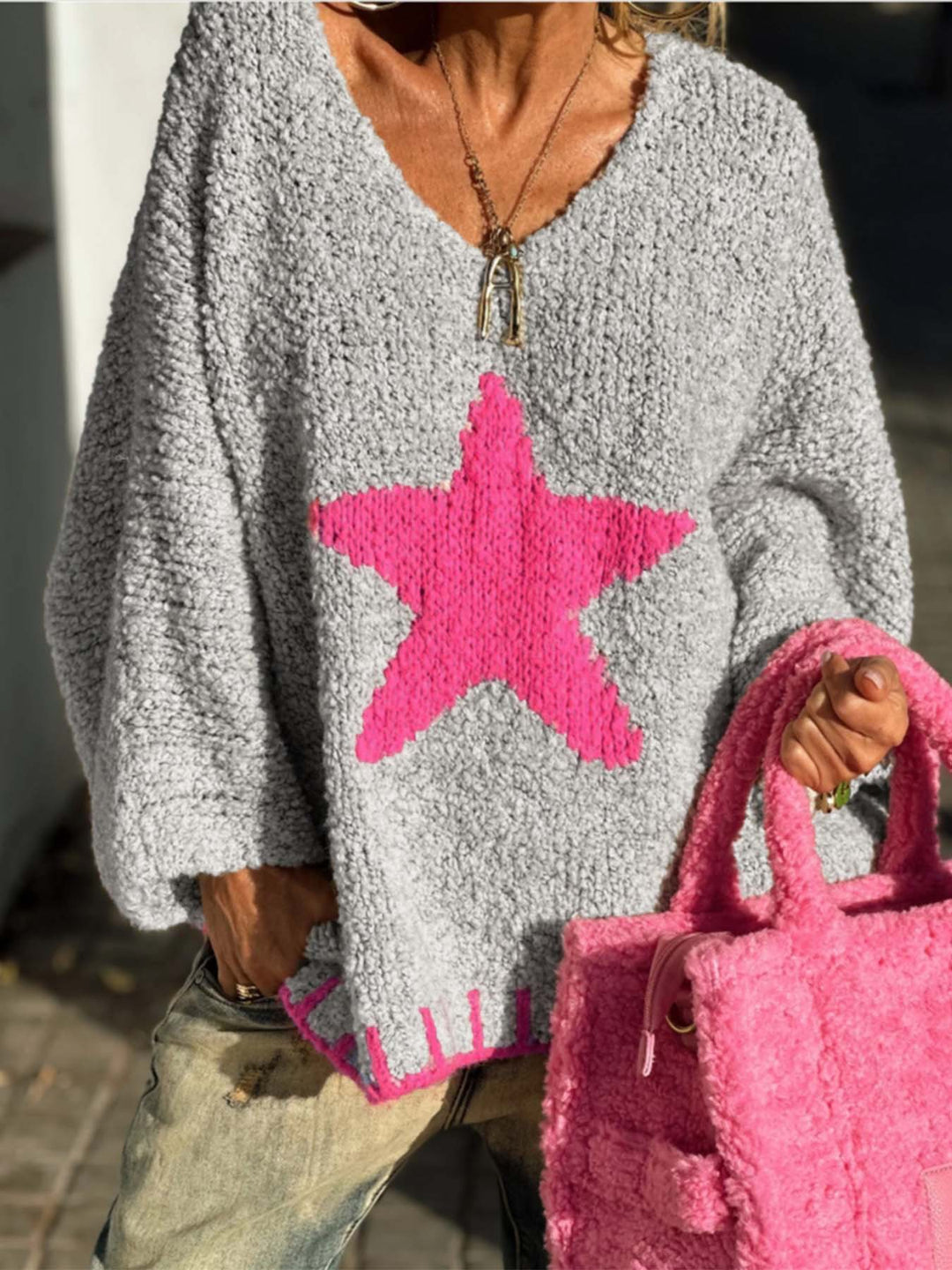 Hot Pink star loose V-neck knitted sweater