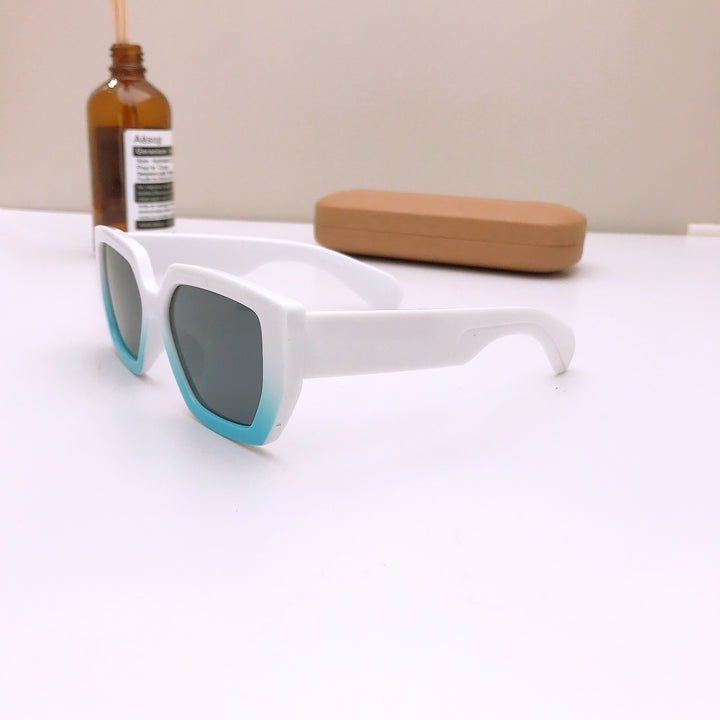 Gradient color square frame cool kids sunglasses