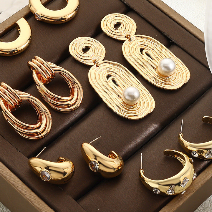 French retro style gold geometric earrings versatile earrings