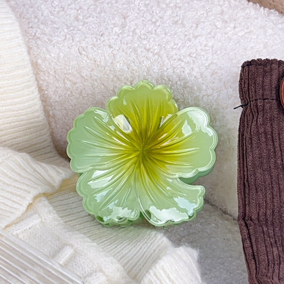 Flower-Shaped Hair Clip Gradient Color Hair clip for Vacation