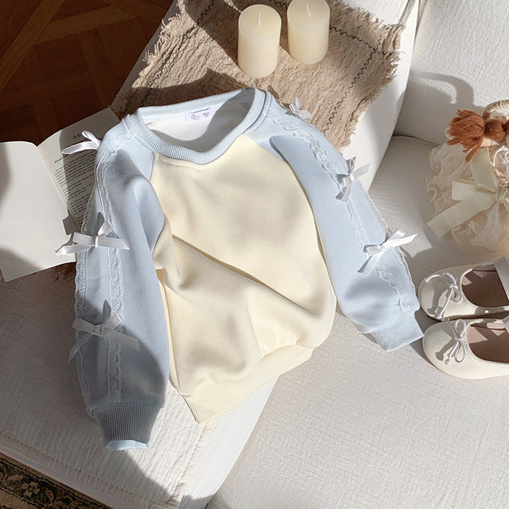 Girls bow deco raglan sweatshirt long-sleeved top