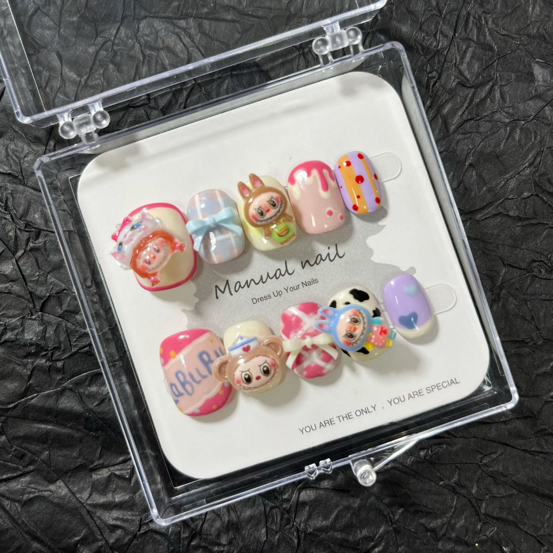 Handmade cute monster girl short Press On Nails