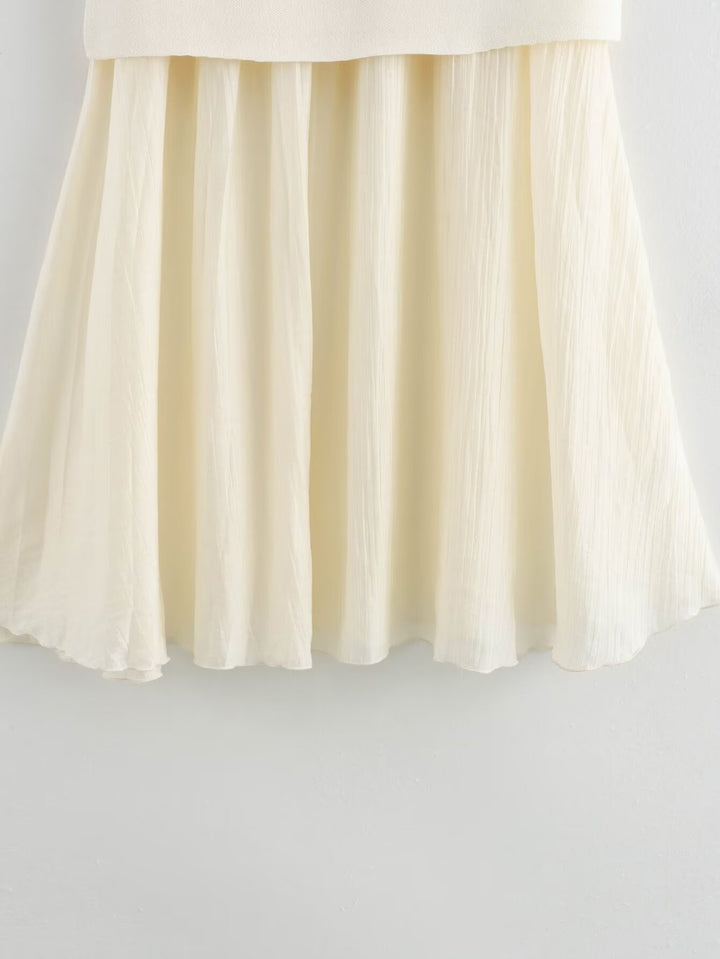 V-neck gold button knitted vest&pleated skirt