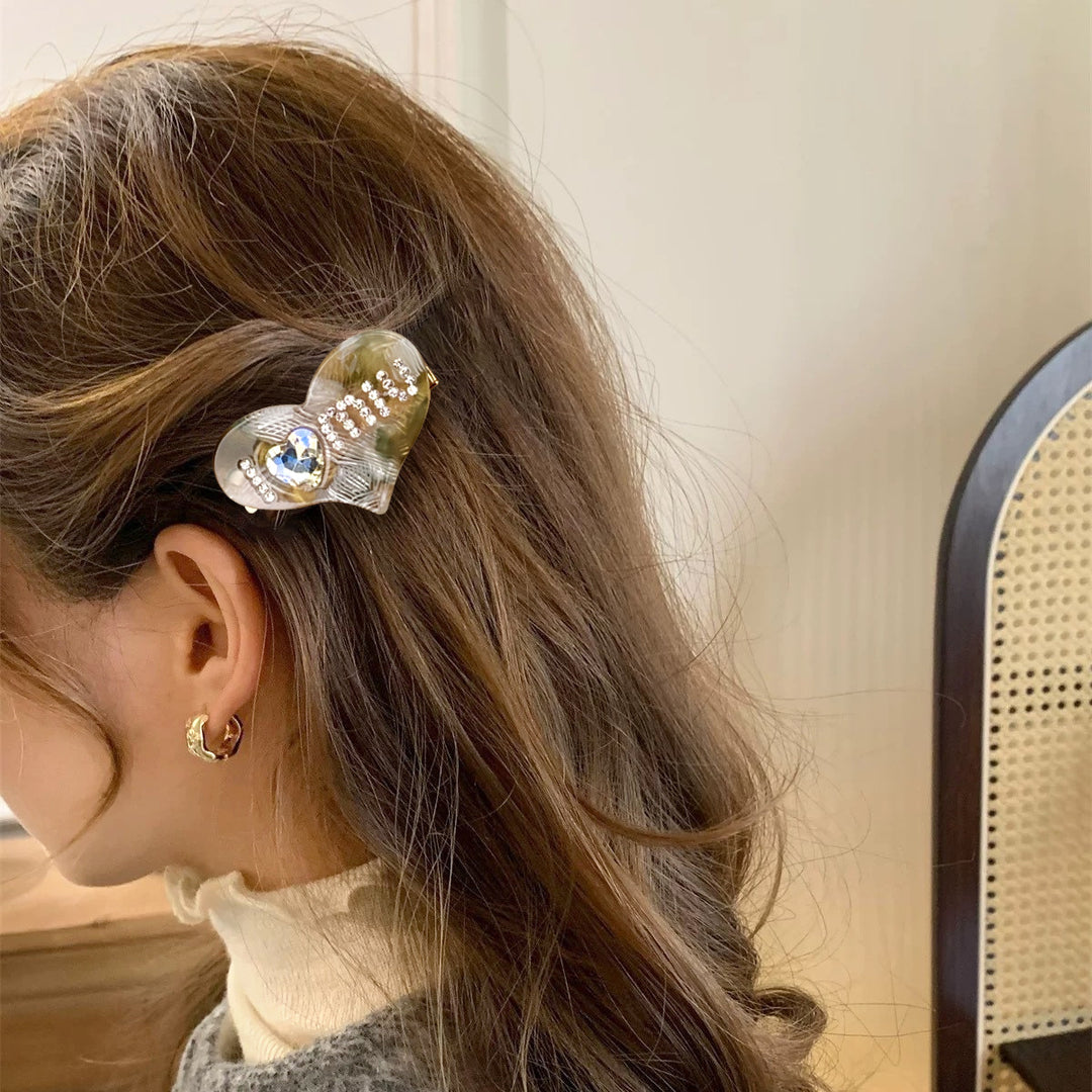 Valentine's Day heart-shaped diamond hair shark clip