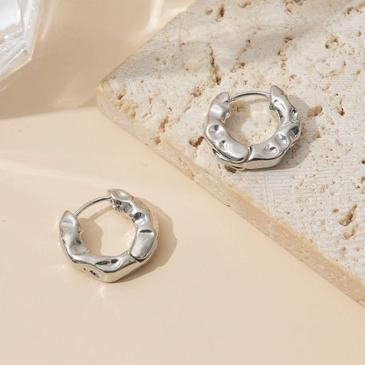 Irregular metal hoop earrings Fashionable commuter earrings