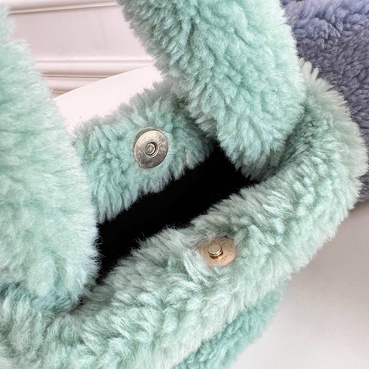 Furry bucket bag mini plush handbag