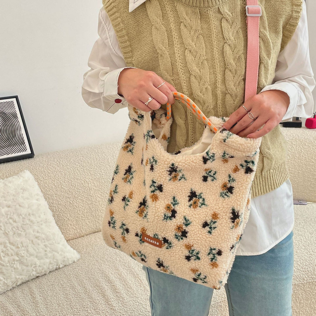 Striped plush large capacity shoulder tote bag