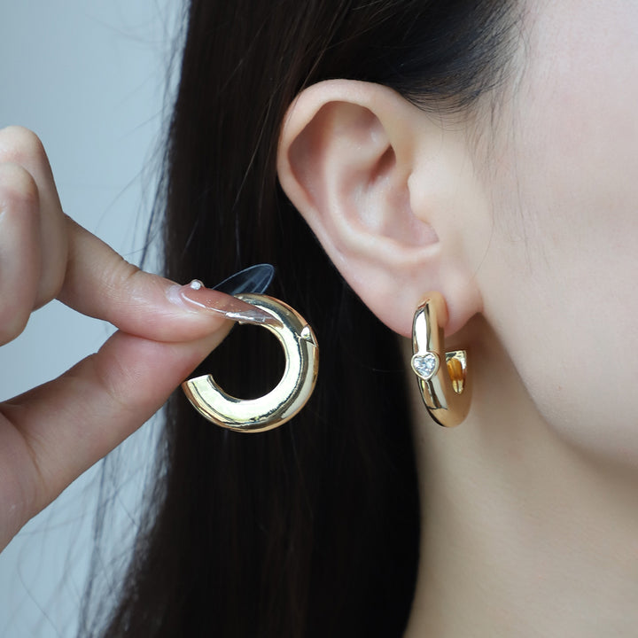 French retro style gold geometric earrings versatile earrings