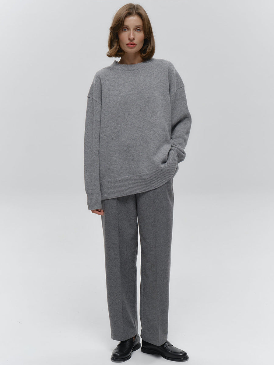 Round neck solid color knitted sweater Basic all-match sweater