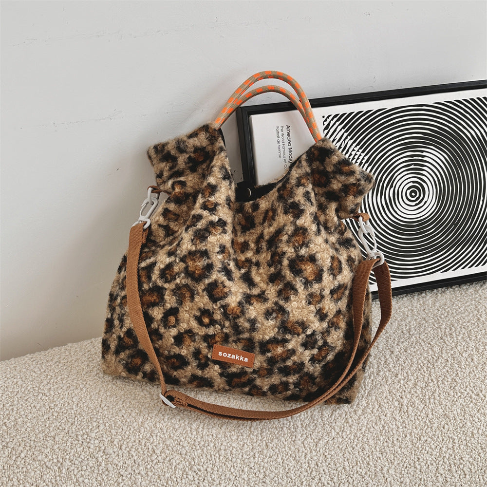 Striped plush large capacity shoulder tote bag