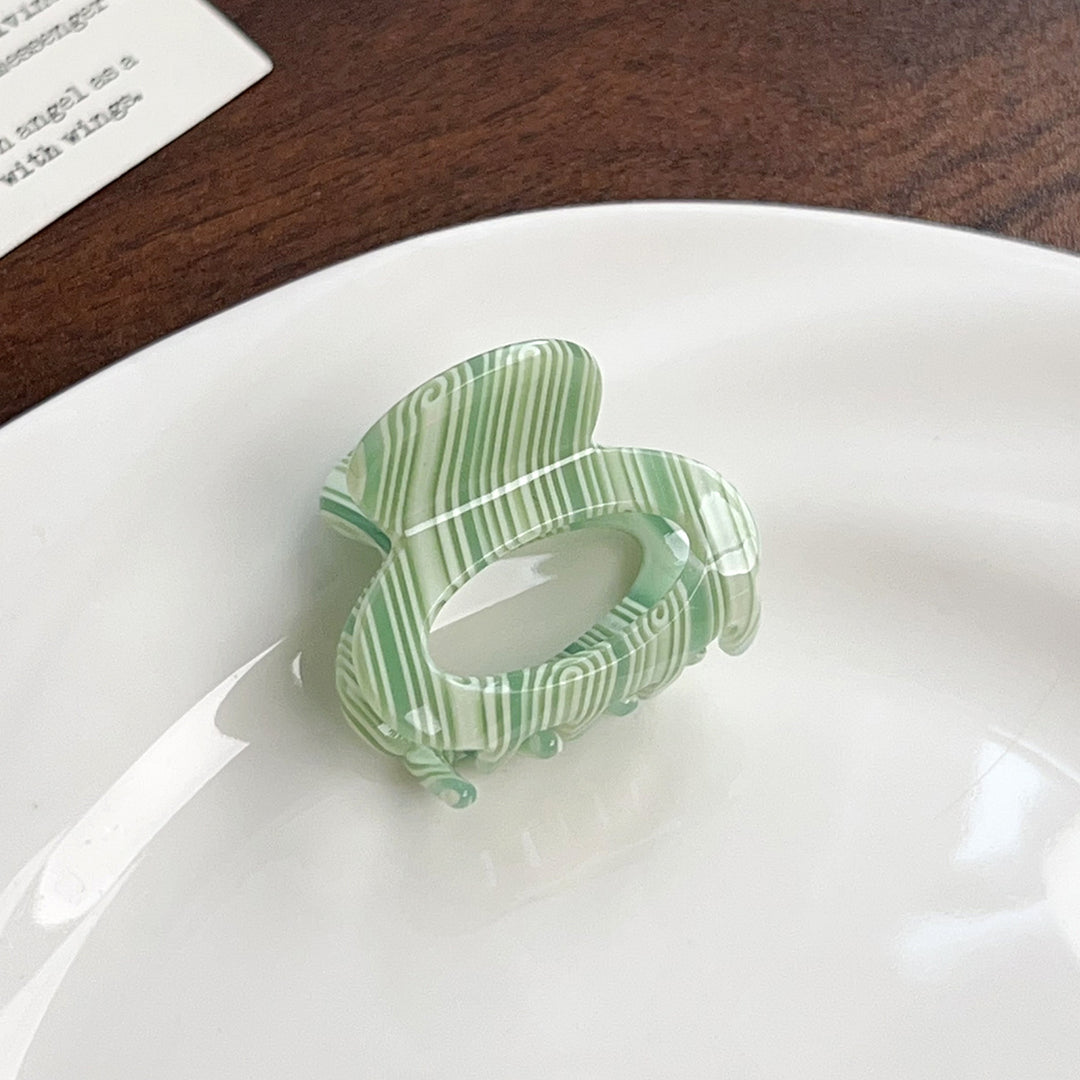 Mini Oval Shark hair claw clips