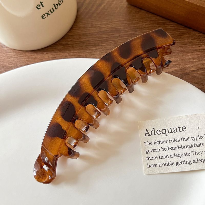 Retro leopard print banana hairclip for women