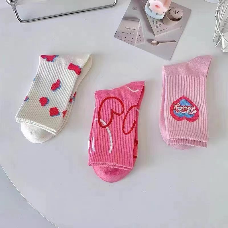 Women's cute pink mid-calf socks Valentine's socks