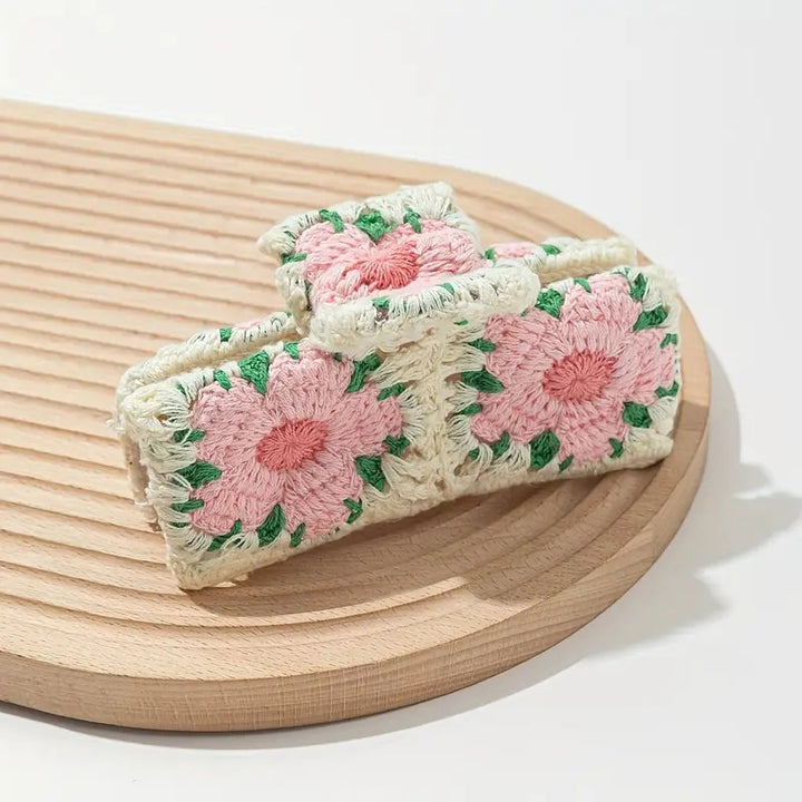 Flower knitted holiday style shark hair clip