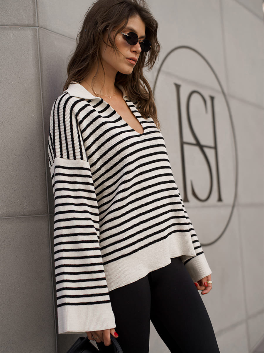 Black striped lapel pullover sweater for women