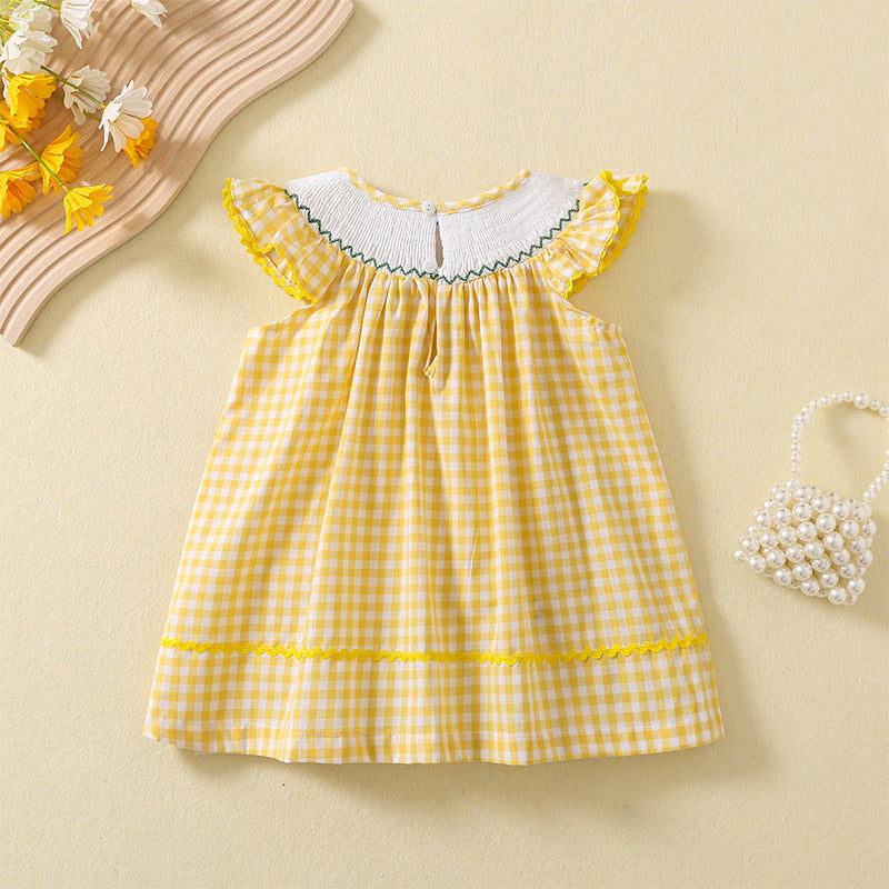 Chick embroidery smocked dress with flying sleeves