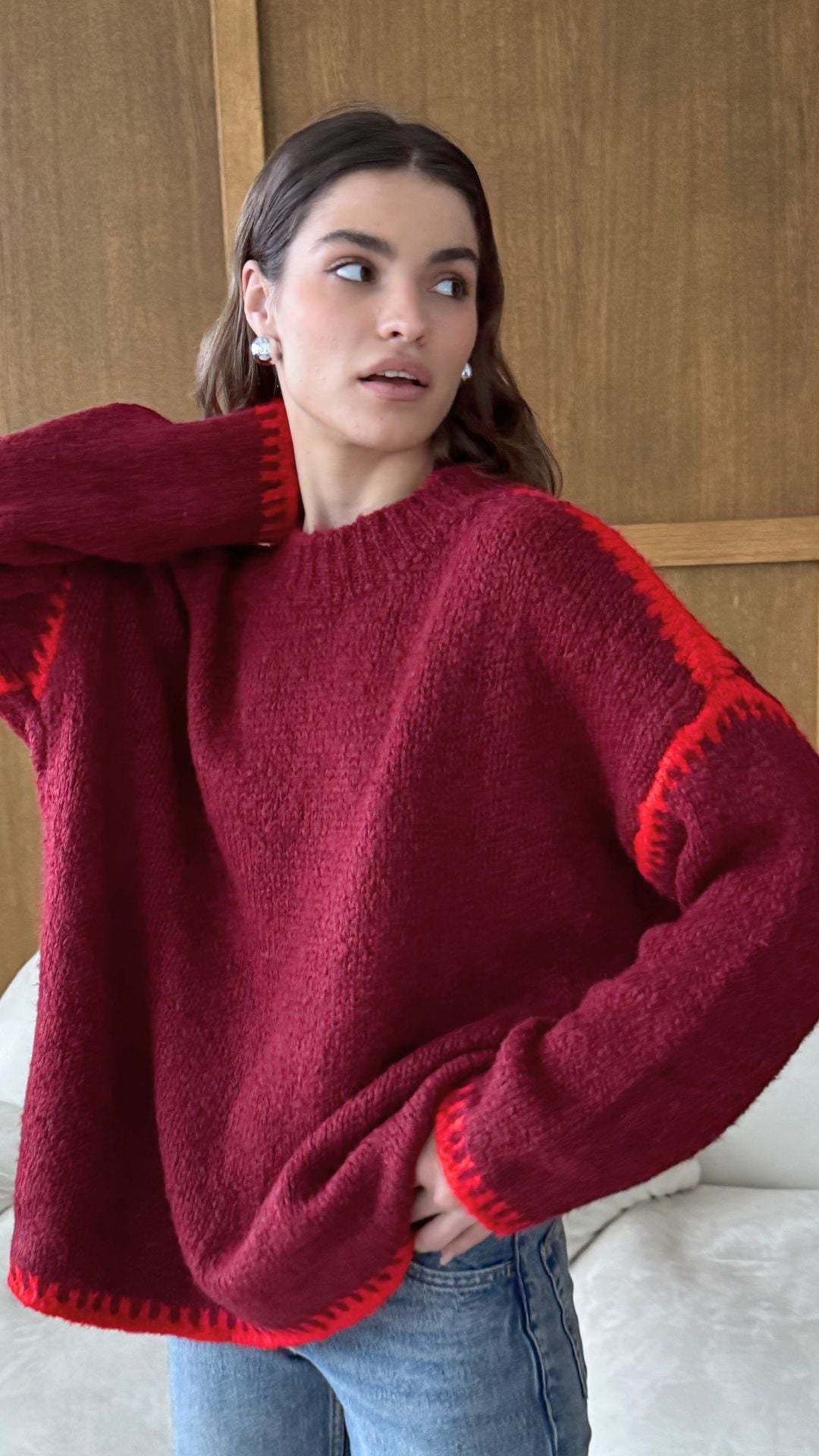 Loose contrast color knitted oversized sweater