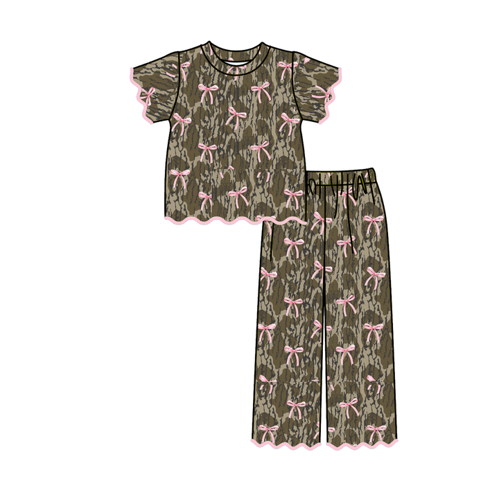 Girls Flying Duck Print Scalloped Ruffle Top & Pants Set