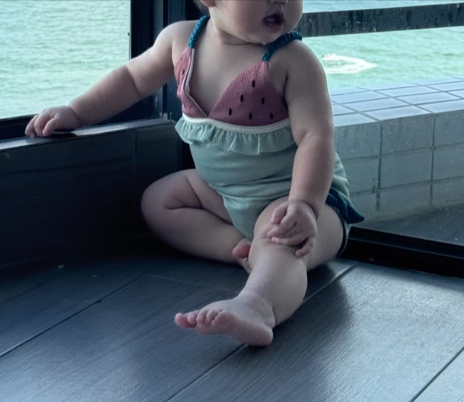 Fruit shape cute swimsuit for girls