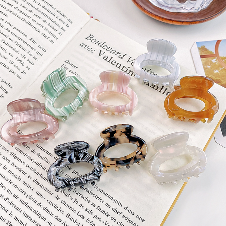 Mini Oval Shark hair claw clips