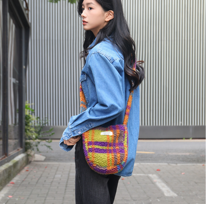 Plush chic large capacity shoulder crossbody bag