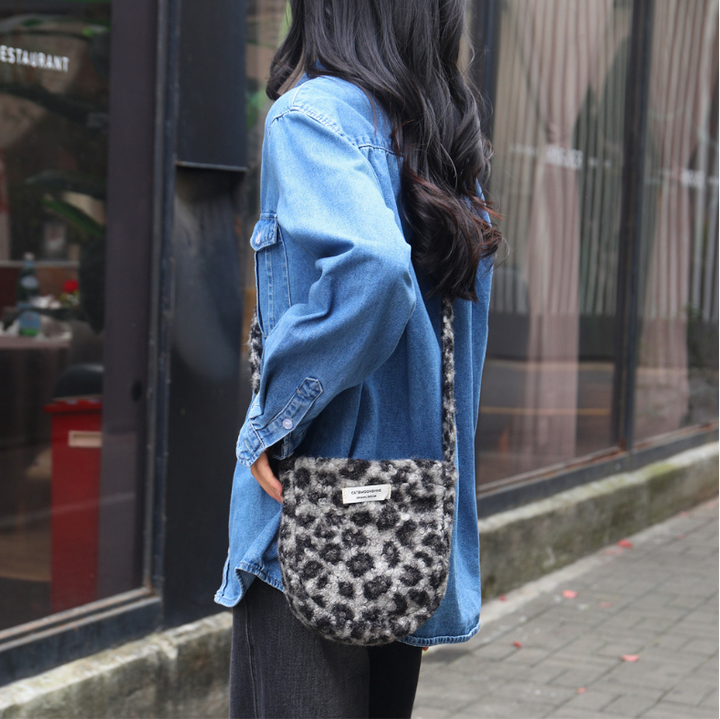 Plush chic large capacity shoulder crossbody bag