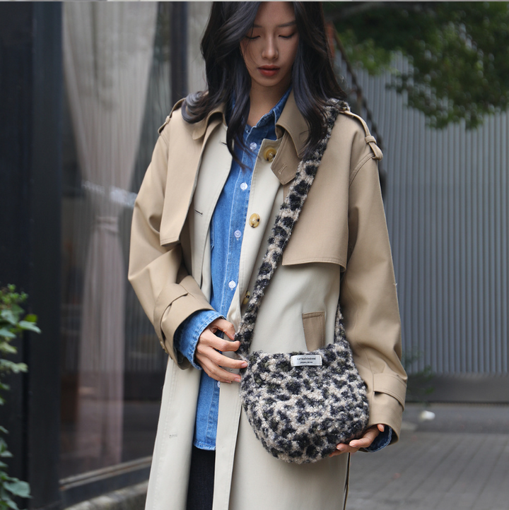 Plush chic large capacity shoulder crossbody bag